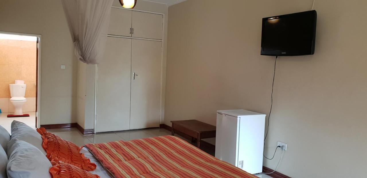 Mwiluzi Motel Ltd Lusaka Dış mekan fotoğraf